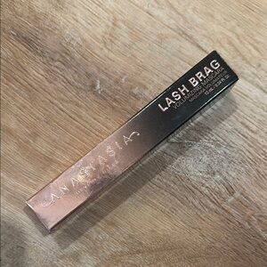 *NWT Boutique* Anastasia Lash Brag Volumizing Mascara